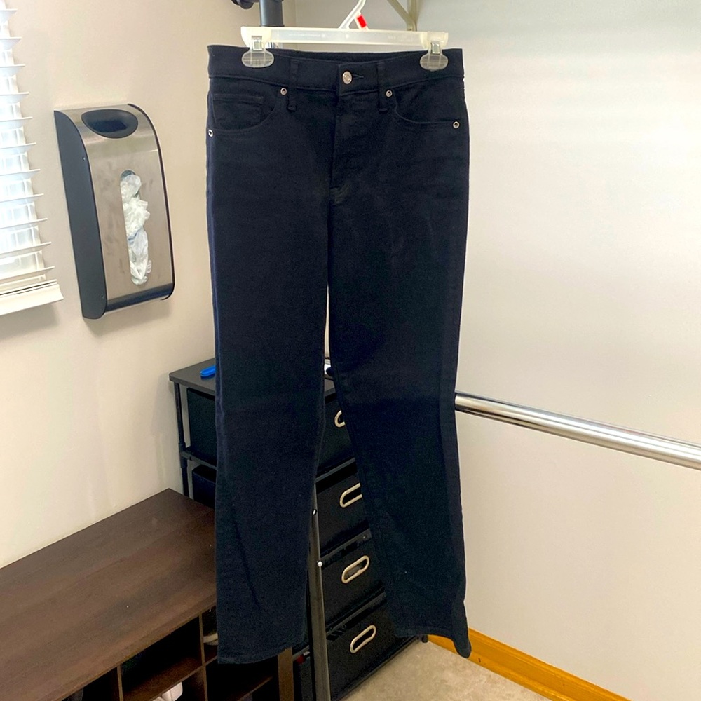 Express brand, black wash high waisted ankle jeans. Size4R.